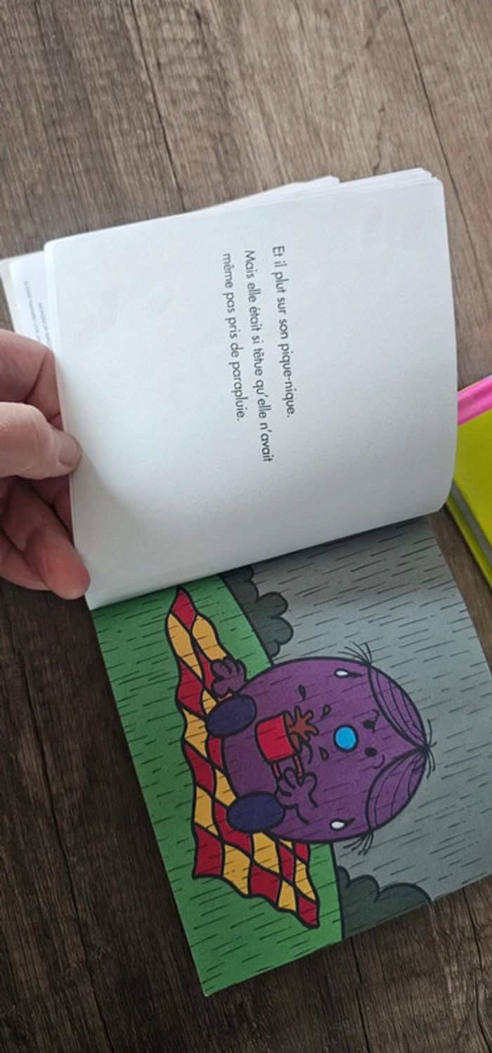 Lot de 2 livres Mme têtue et la licore ainsi que  petit ours brun - photo numéro 2