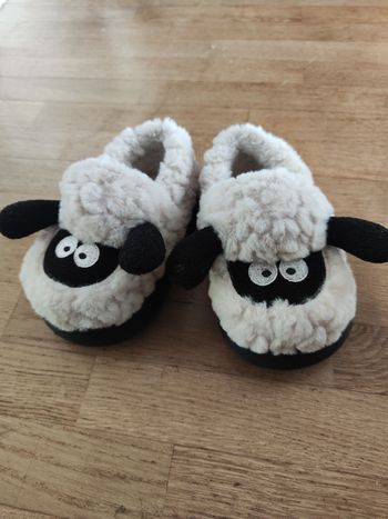 Chaussons taille 24/25