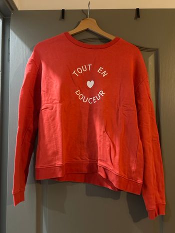 Pull Rouge. Tout en Douceur