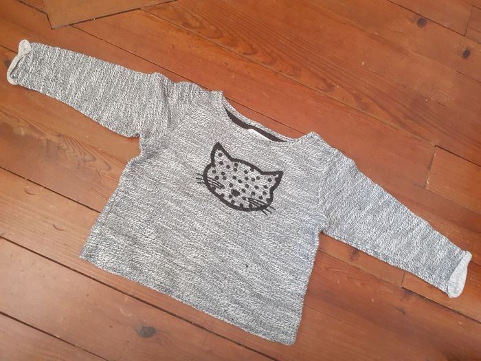 Pull chiné motif tête de chat noir