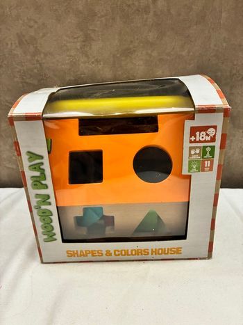 Maison en bois des formes 