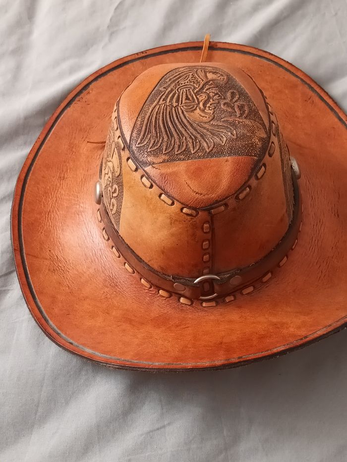 Chapeau cow boy - photo numéro 2