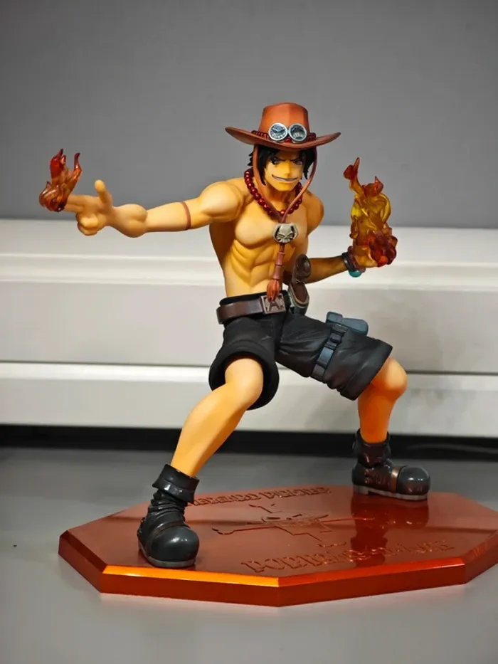 Figurine One Piece : Ace 17cm Megahouse sans boîte - photo numéro 2