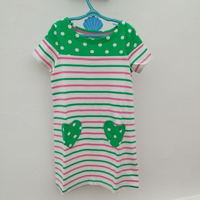 Mignonne robe 7-8 ans