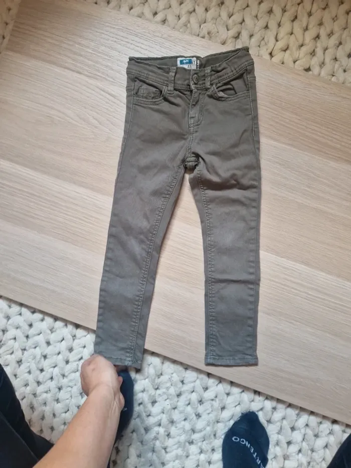 Jean slim kaki - photo numéro 2