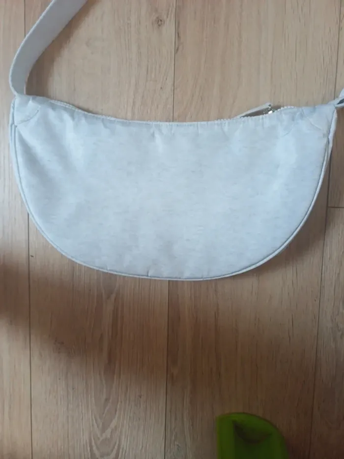 Sac bandouliere - photo numéro 2