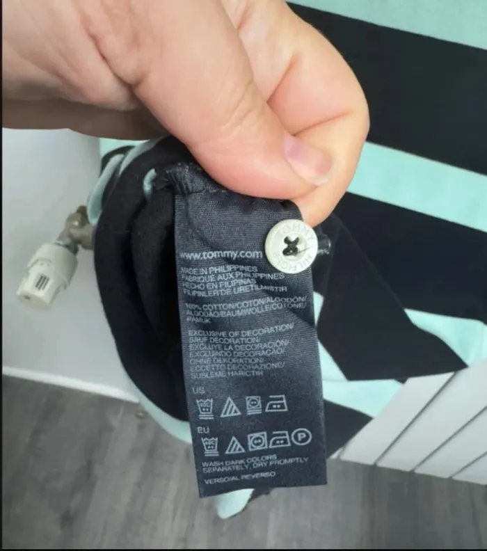 Polo noir et menthe Tommy Hilfiger taille S ou 36 - photo numéro 8
