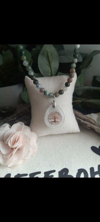 Collier agate indienne et pierre de cristal de quartz arbre de vie