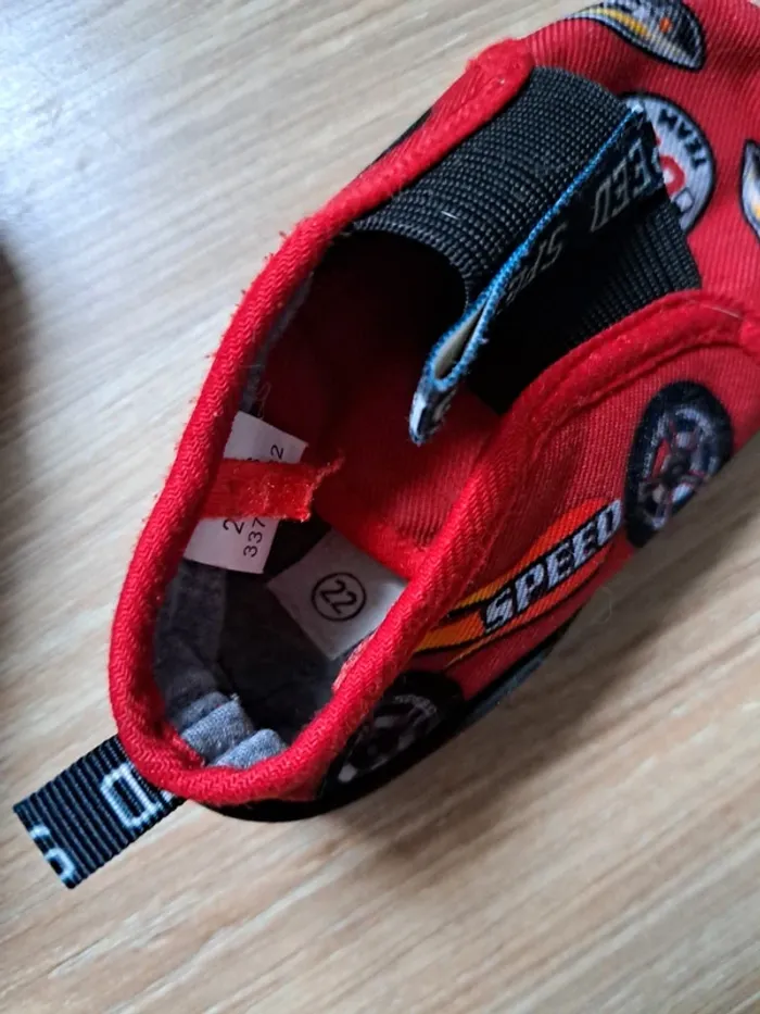 Chaussons voiture rouge taille 22 - photo numéro 4