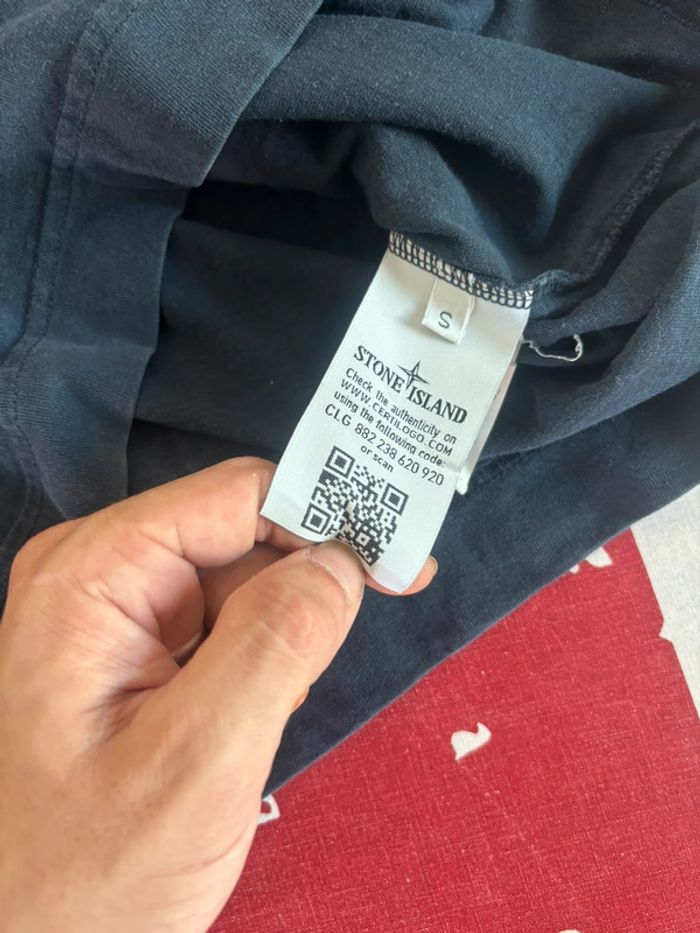 Sweat col en V Stone Island taille S bleu marine - photo numéro 5