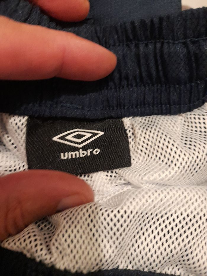 Joli pantalon umbro pour homme en taille L - photo numéro 3