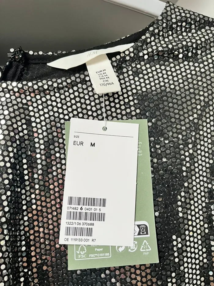 Robe pailleté H&M - photo numéro 3