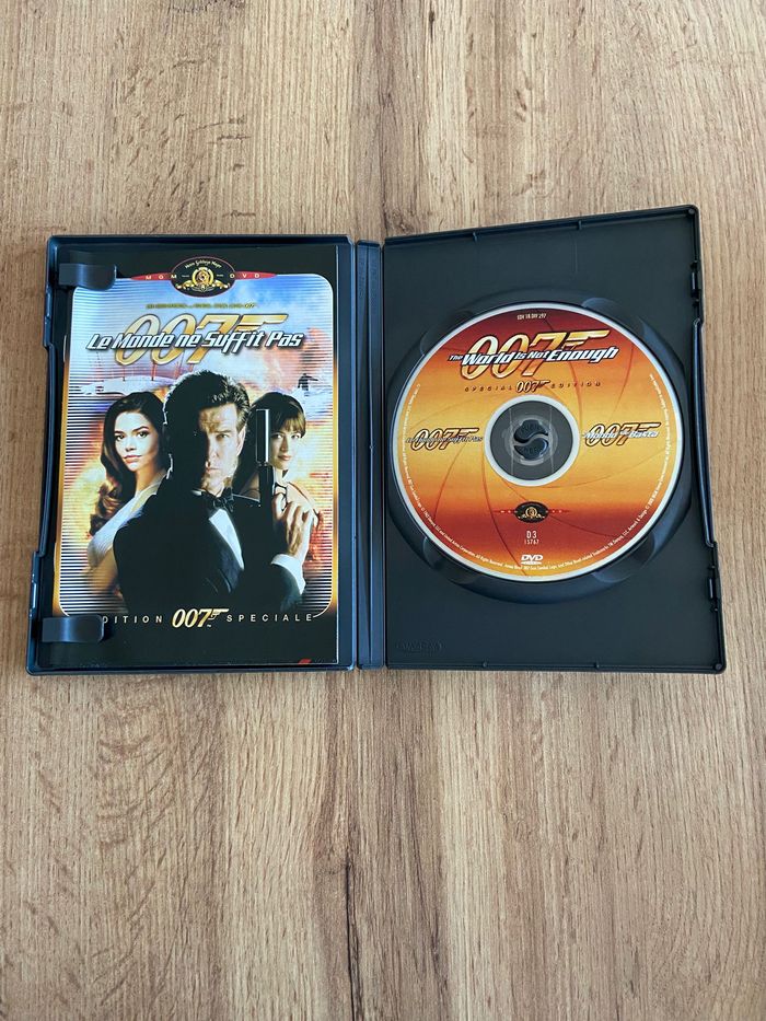 DVD James Bond 007 Le Monde ne suffit pas Édition spéciale - photo numéro 8