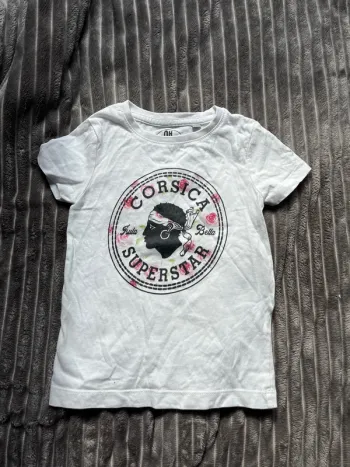 Tee shirt