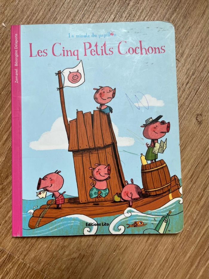 Livre les 5 petits cochons