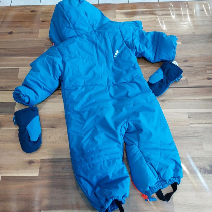 Combinaison ski avec gants 18 mois - photo numéro 4