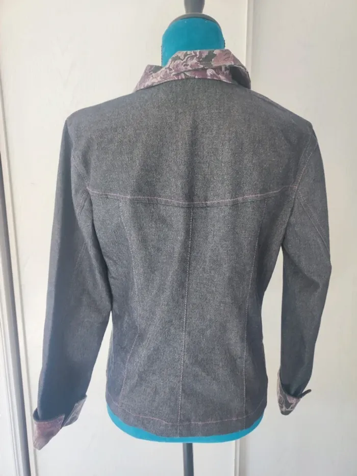 Veste - photo numéro 3