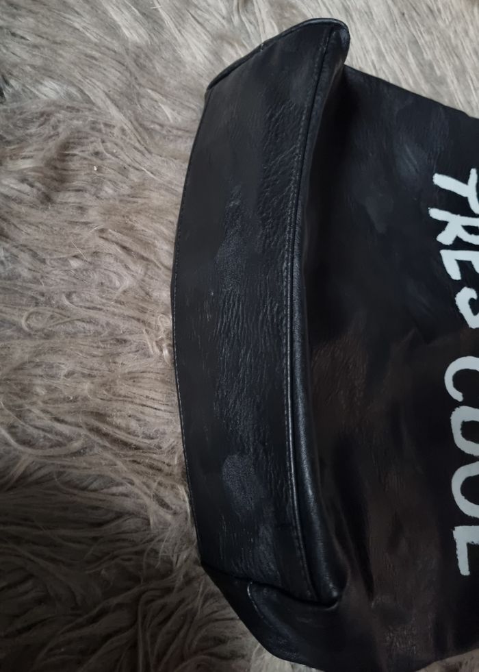 Sac noir avec écriture (Très Cool)  Divided H&M - photo numéro 4