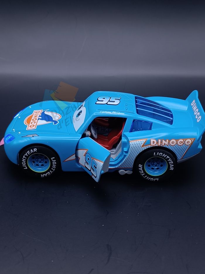 Voiture Cars Flash McQueen Dinoco - photo numéro 7