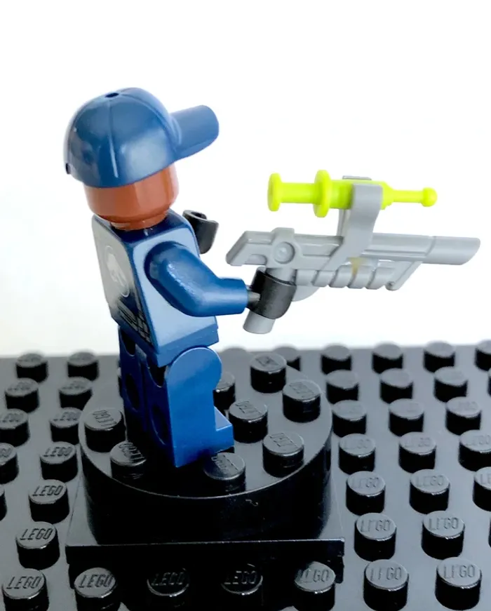 LEGO Jurassic world - Garde - photo numéro 6