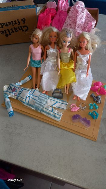 Lot barbier avec ses accessoires et habille