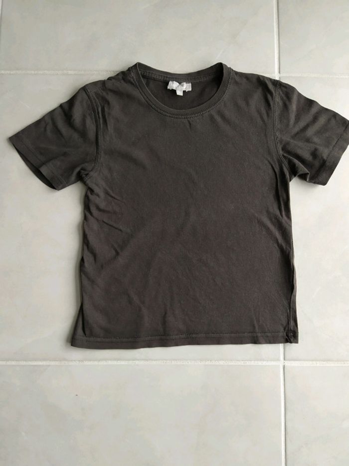 Tee-shirt manches courtes garçon 6 ans