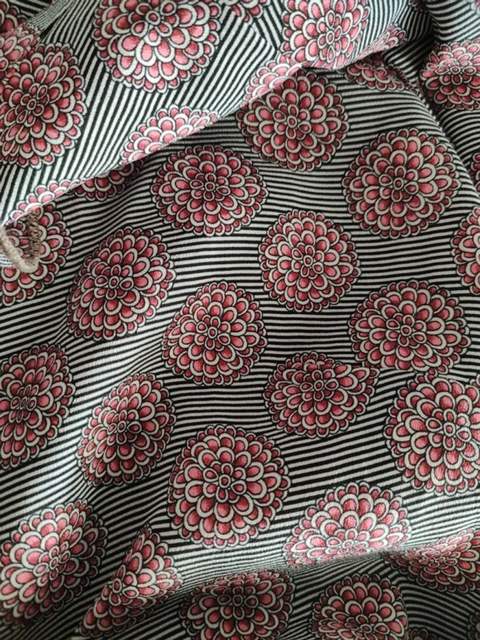 Blouse col jabot Benetton taille S - photo numéro 8