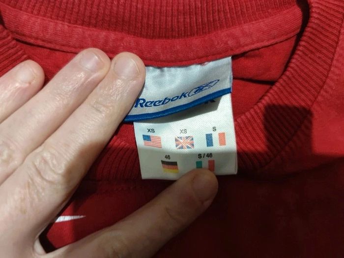 T short homme taille S Reebok rouge - photo numéro 2