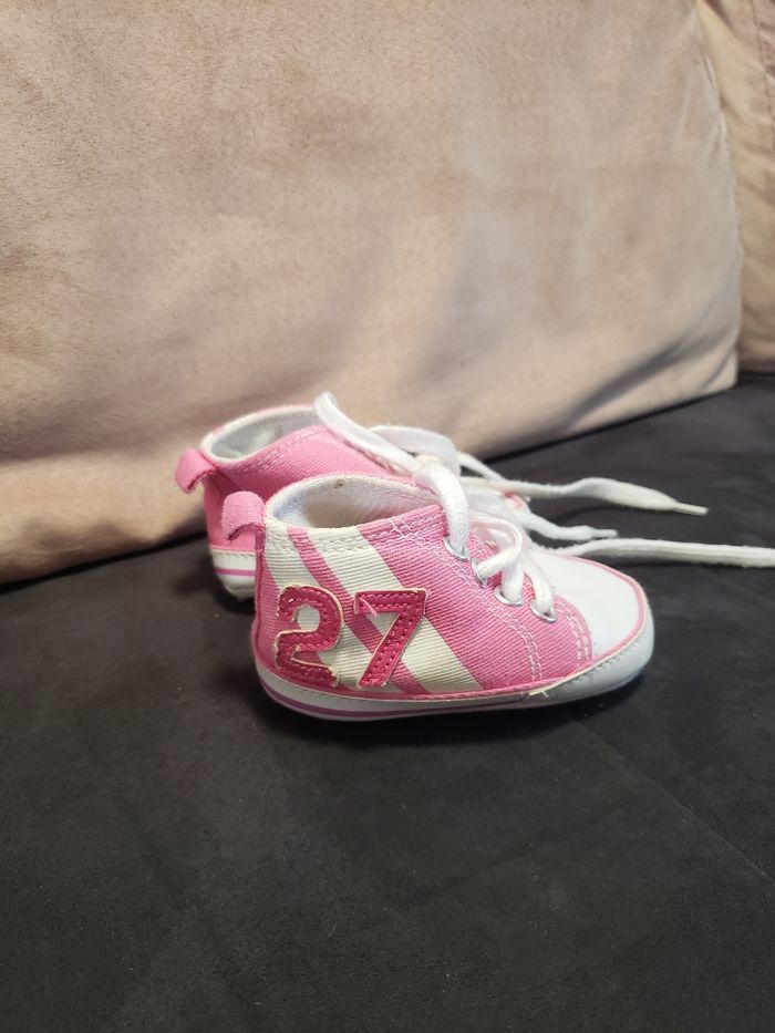 Chaussures souples taille 17 - photo numéro 2