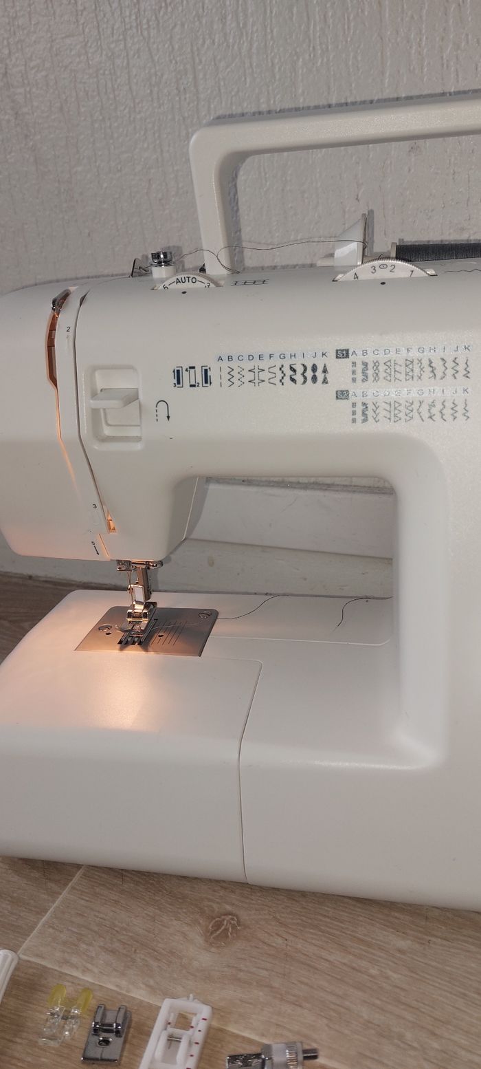 Machine à coudre silver crest - photo numéro 2