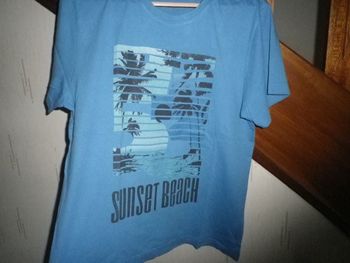 TEE SHIRT