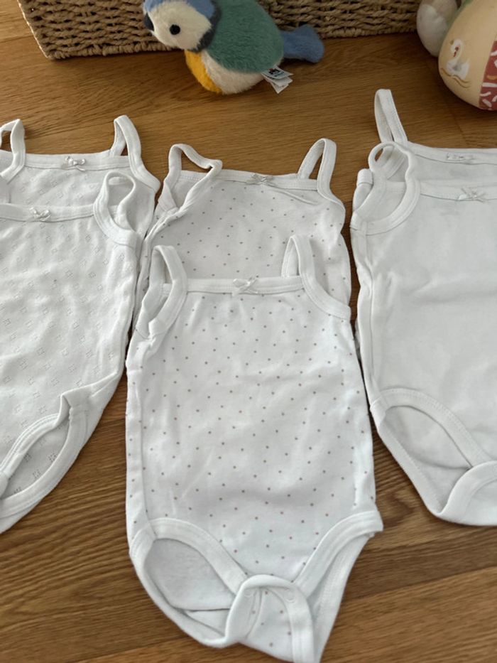 Lot de 6 bodies Kiabi - photo numéro 3