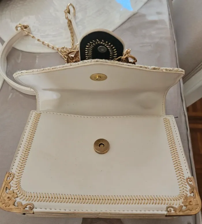 Sac à main chaînette amovible beige et dorée - photo numéro 5