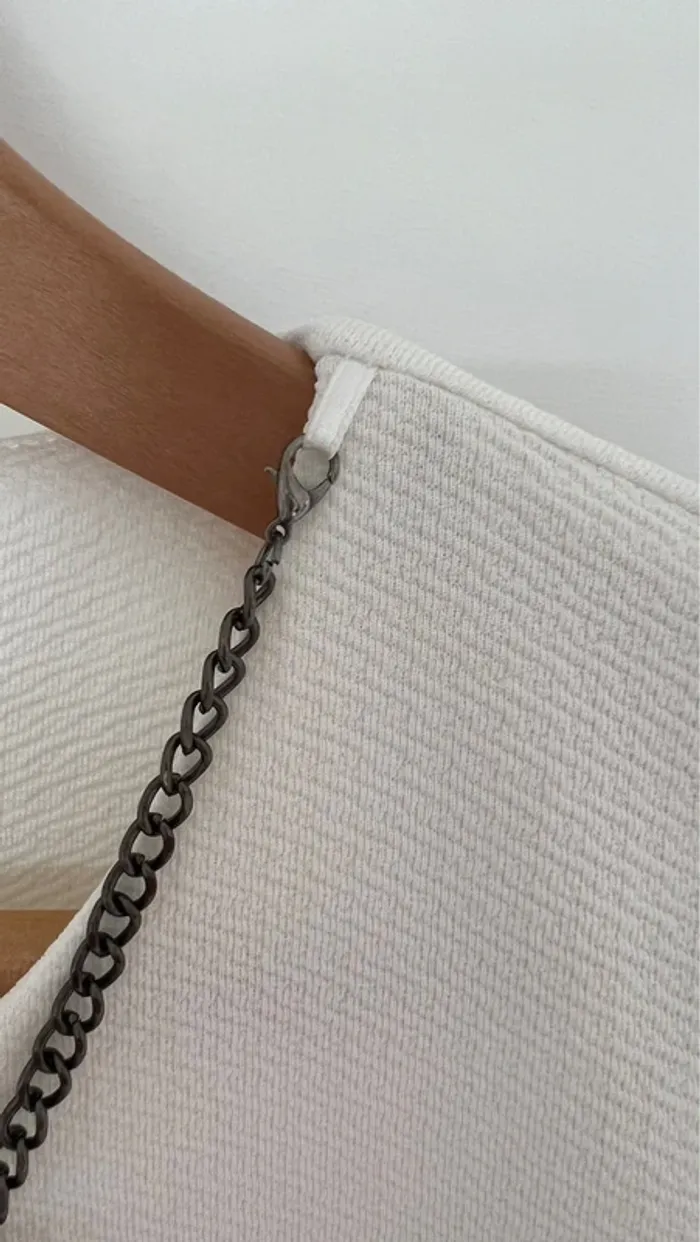 Top crème Avec bijoux amovible forme tee shirt - photo numéro 3
