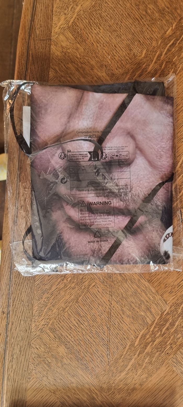 Tablier johnny hallyday neuf A Offrir - photo numéro 3