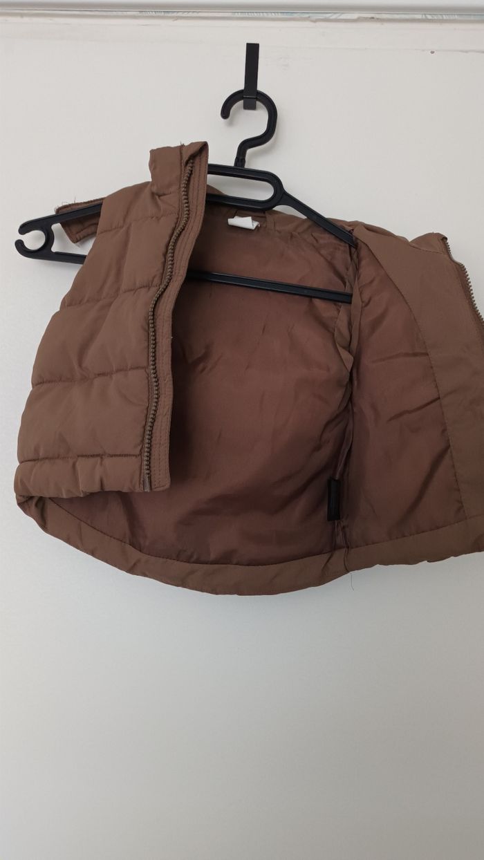 Doudoune sans manches 9 mois - photo numéro 3