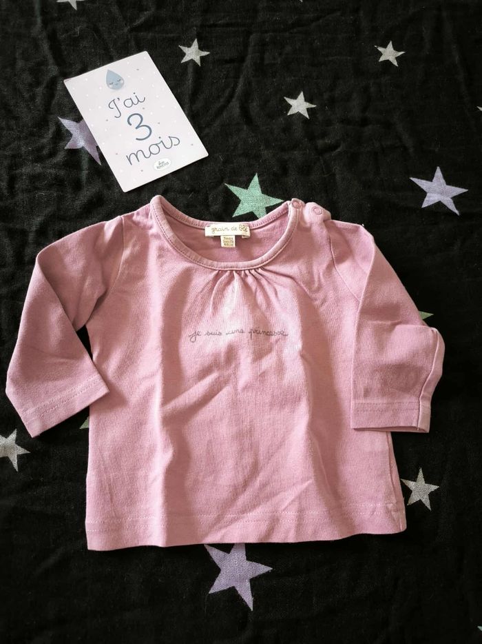 T-shirt