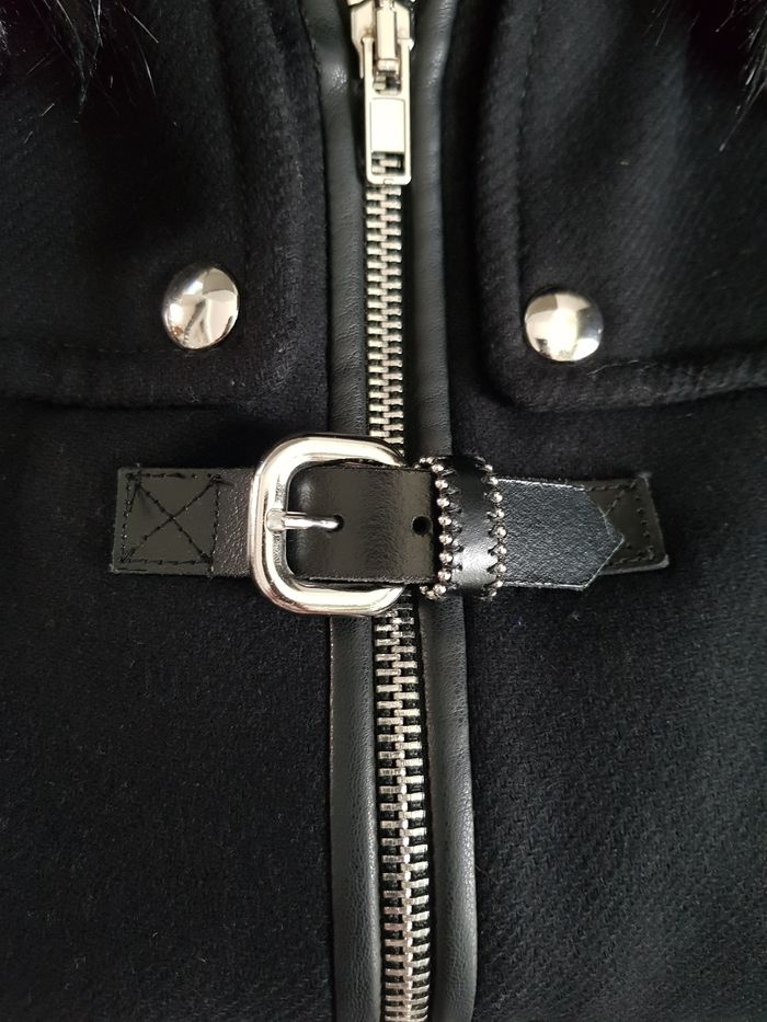 Magnifique manteau à capuche fausses fourrure taille 38 Zara - photo numéro 6