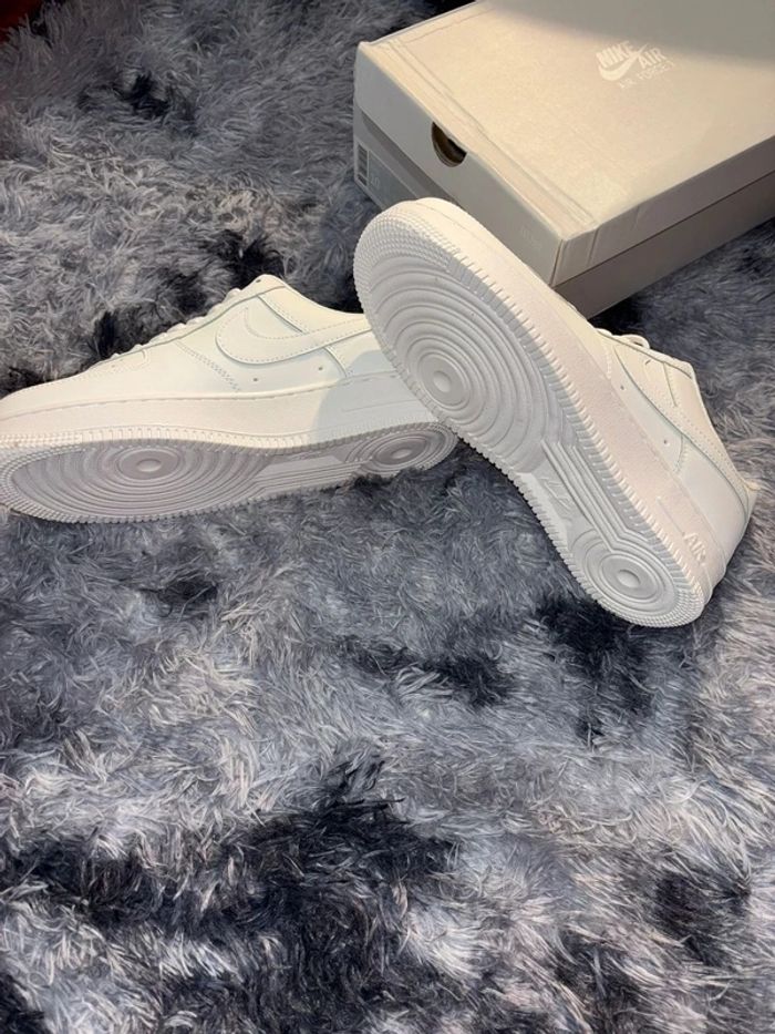 Nike Air Force 1 - photo numéro 2