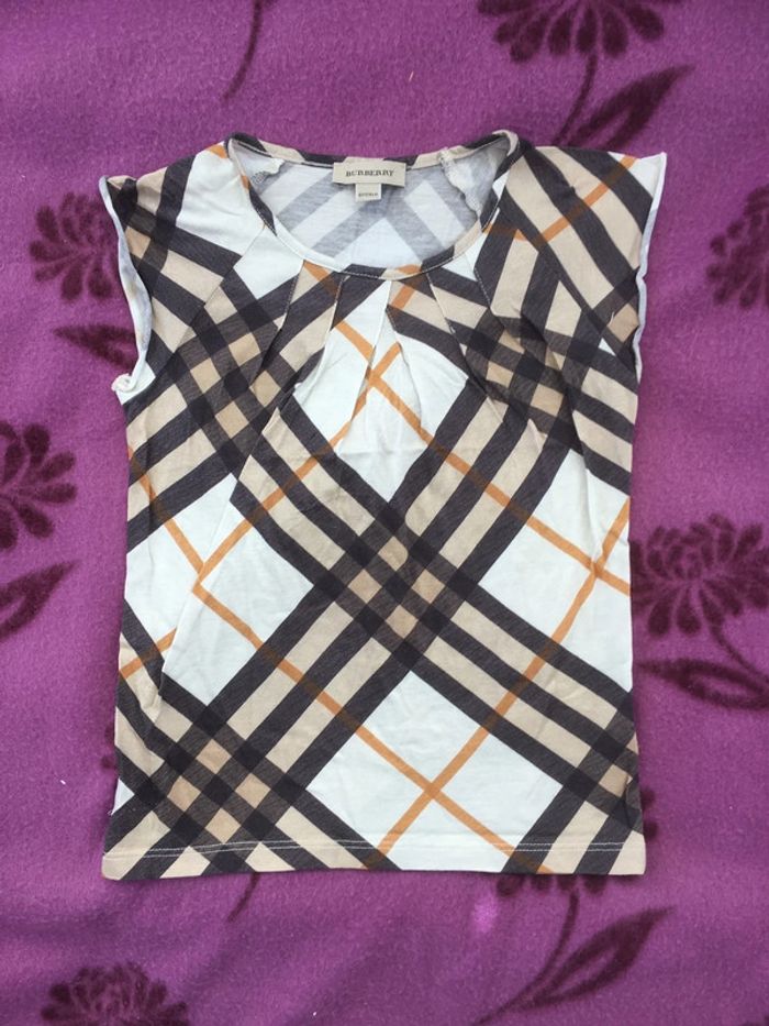 Tshirt burberry