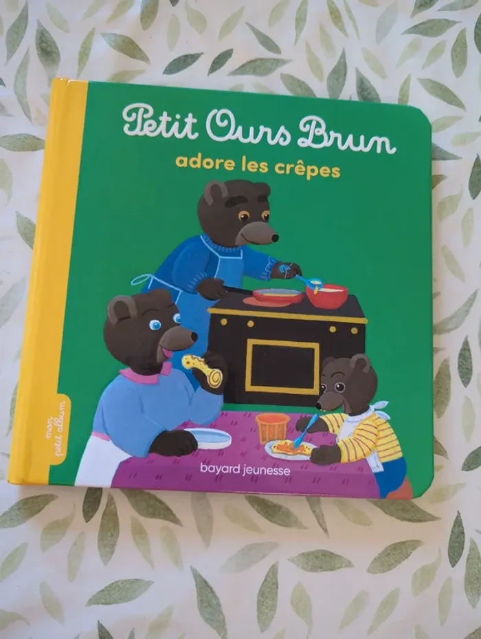 Livre petit ours brun
