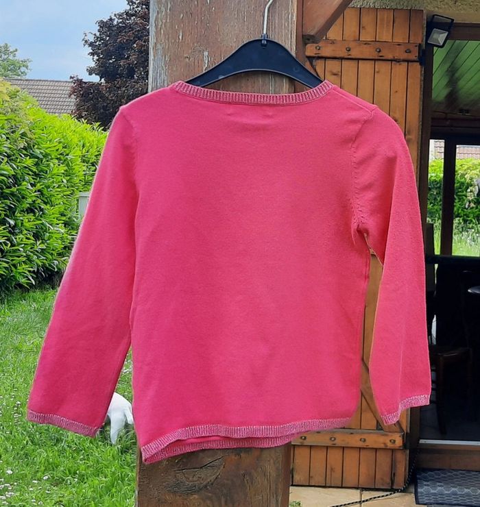 Pull rose fushia 5 ans - photo numéro 2