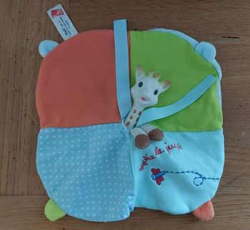 Doudou plat Sophie la girafe et anneau de dentition - Vulli