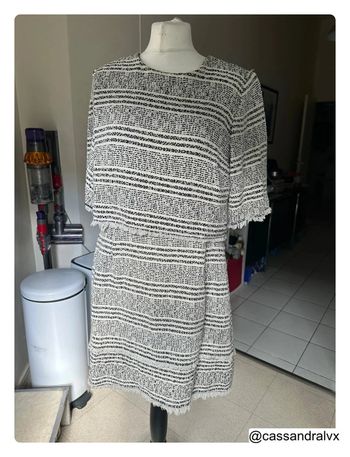 Robe blanche et noire - Zara