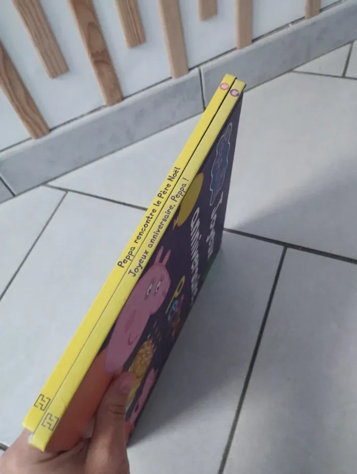 Lot livres Peppa pig (grand format) anniversaire et père Noël - photo numéro 5