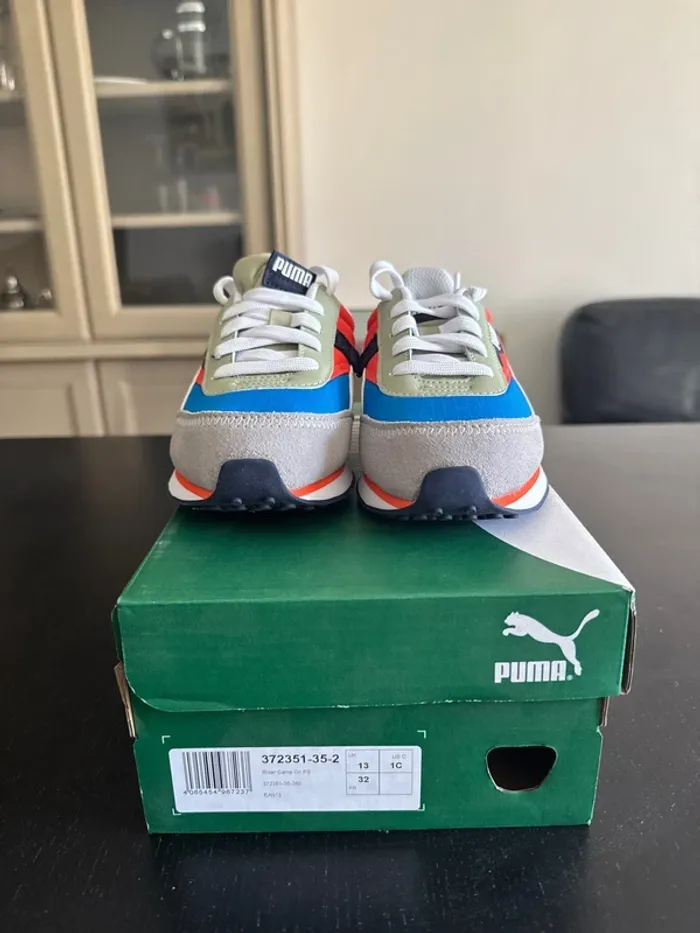 Baskets Puma enfant multicolores – neuves, pointure 32 - photo numéro 4