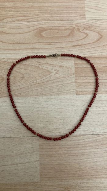 Collier à perles fantaisie