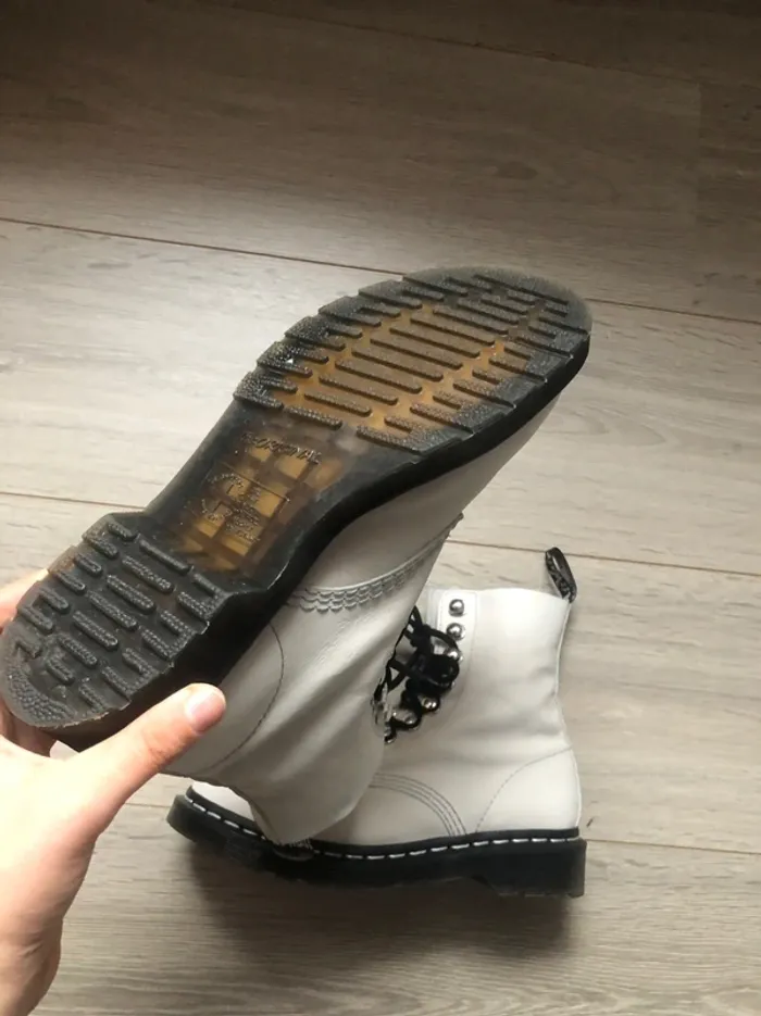 Bottes Dr. Martens - photo numéro 7