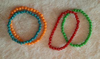 4 bracelets