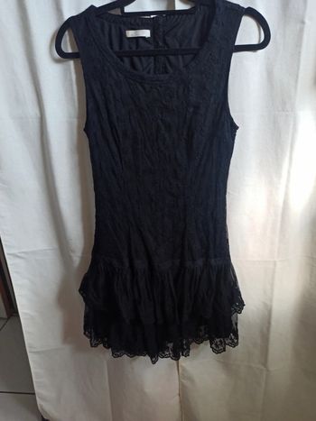 Robe dentelle noire
